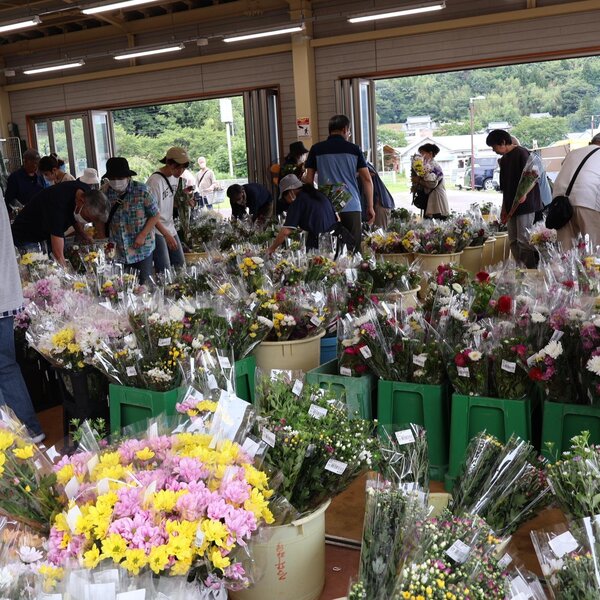 たむら地区の花市（ふぁせるたむら）